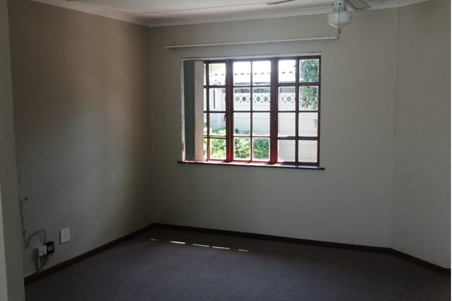 3 Bedroom Property for Sale in Denneoord Western Cape